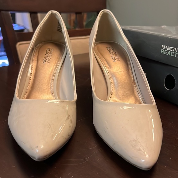 Kenneth Cole Reaction heels - Picture 4 of 6